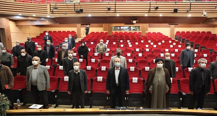 آئین تکریم و تقدیر از معاونان سابق دانشگاه همزمان با نشست شورای دانشگاه برگزار شد