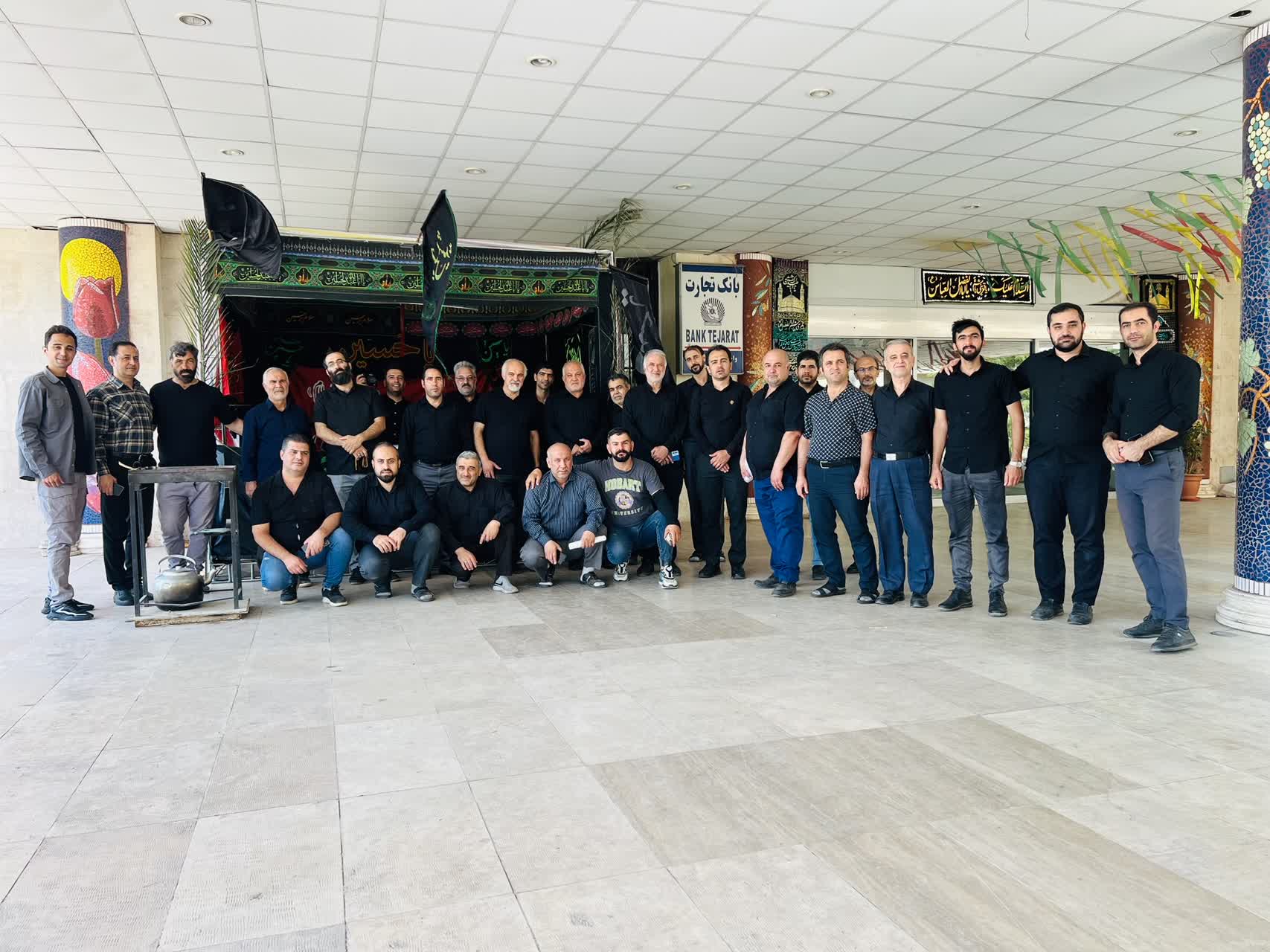 برپایی دسته عزاداری و سینه زنی دانشگاهیان پردیس کشاورزی در شهرک علم و فناوری پژوهش